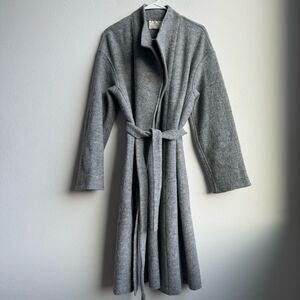 Fleurette 100% Virgin Wool Made In USA gray Trench Wrap Coat Size Medium Tie